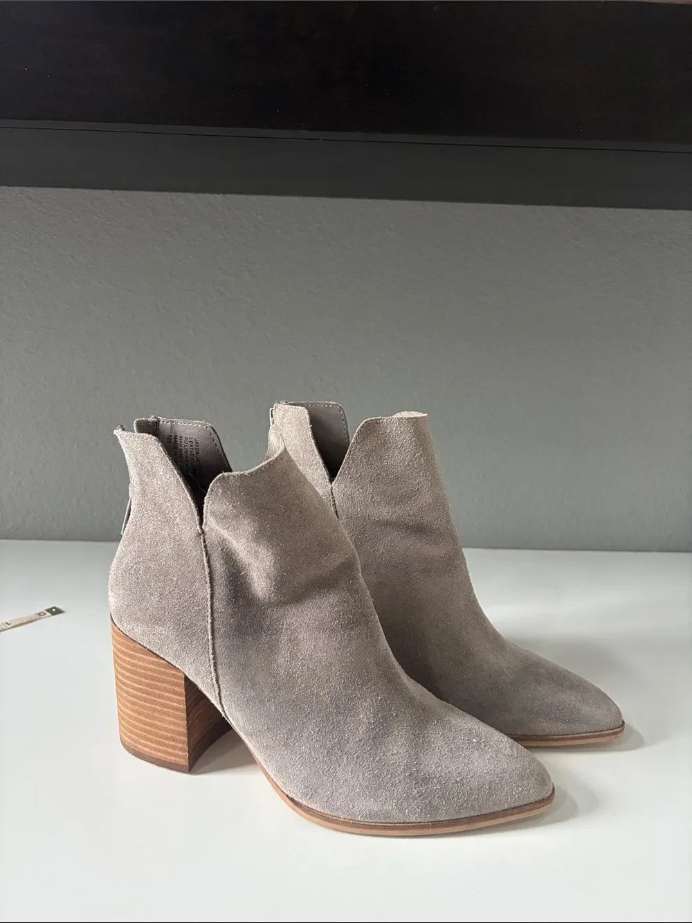 Steve Madden Taupe Suede Cutout Ankle Booties
